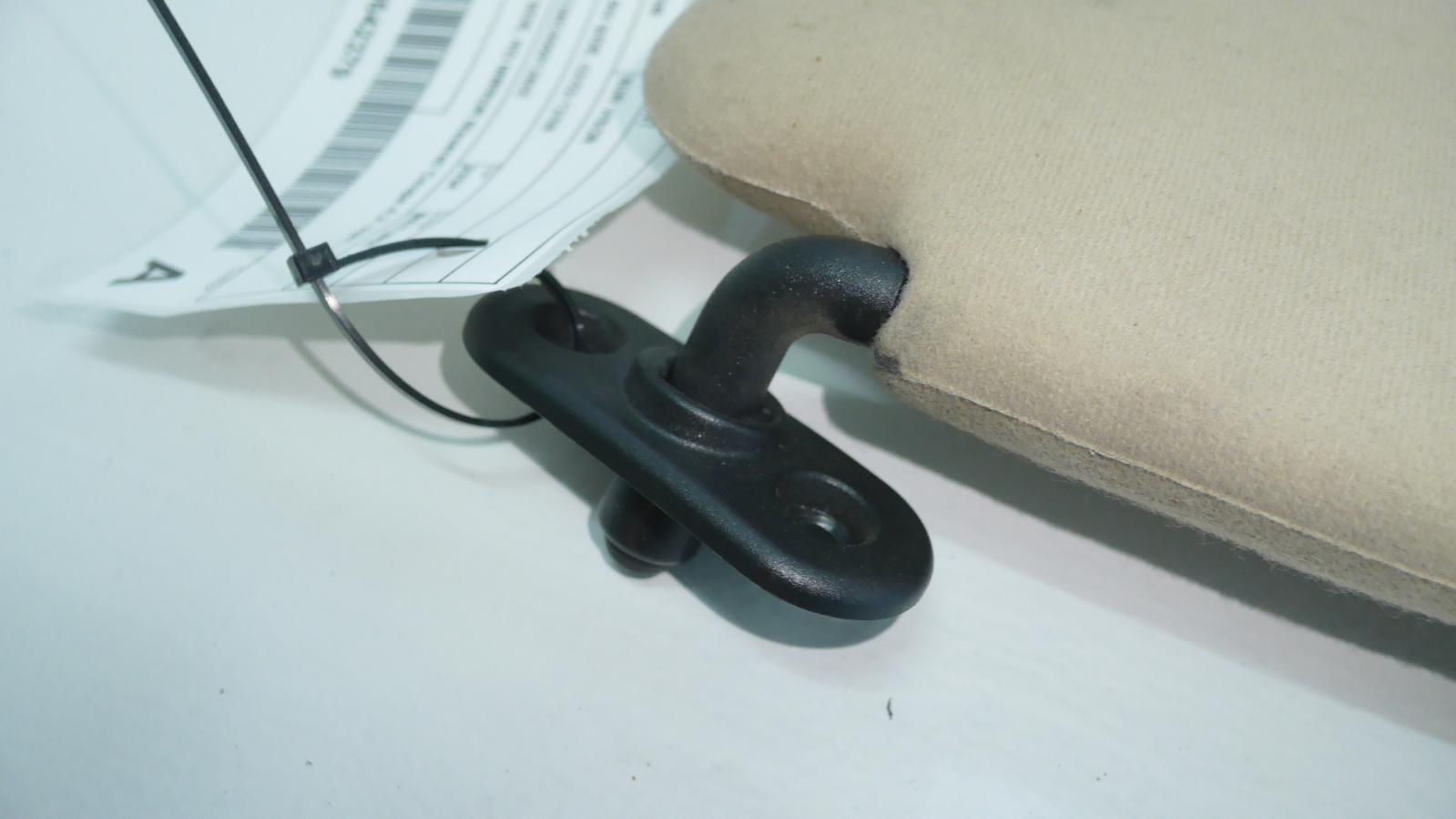 View Auto part Sunvisor Maserati 4200gt 2004