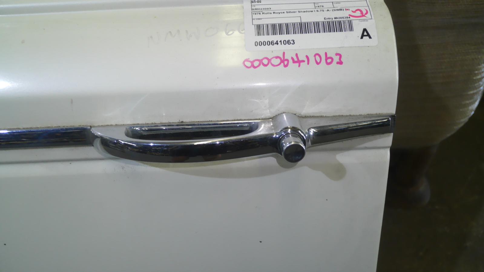 1979 Rolls-royce Silver Shadow/silver Wraith Ii Left Rear Door/Sliding View Auto part Left Rear Door/Sliding Rolls-royce Silver Shadow/silver Wraith Ii 1979