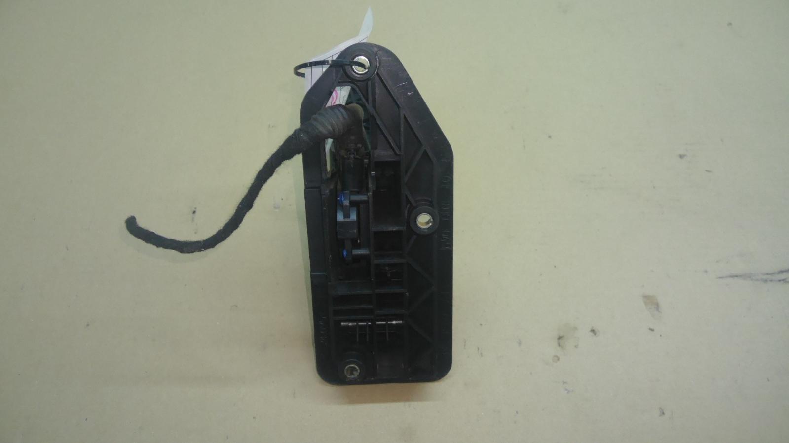 2005 Maserati Quattroporte Pedal Assembly View Auto part Pedal Assembly Maserati Quattroporte 2005