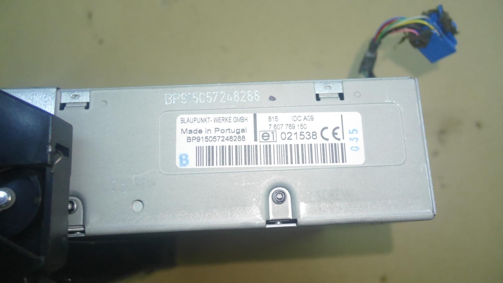 2005 Maserati Quattroporte Radio/Cd/Dvd/Sat/Tv View Auto part Radio/Cd/Dvd/Sat/Tv Maserati Quattroporte 2005