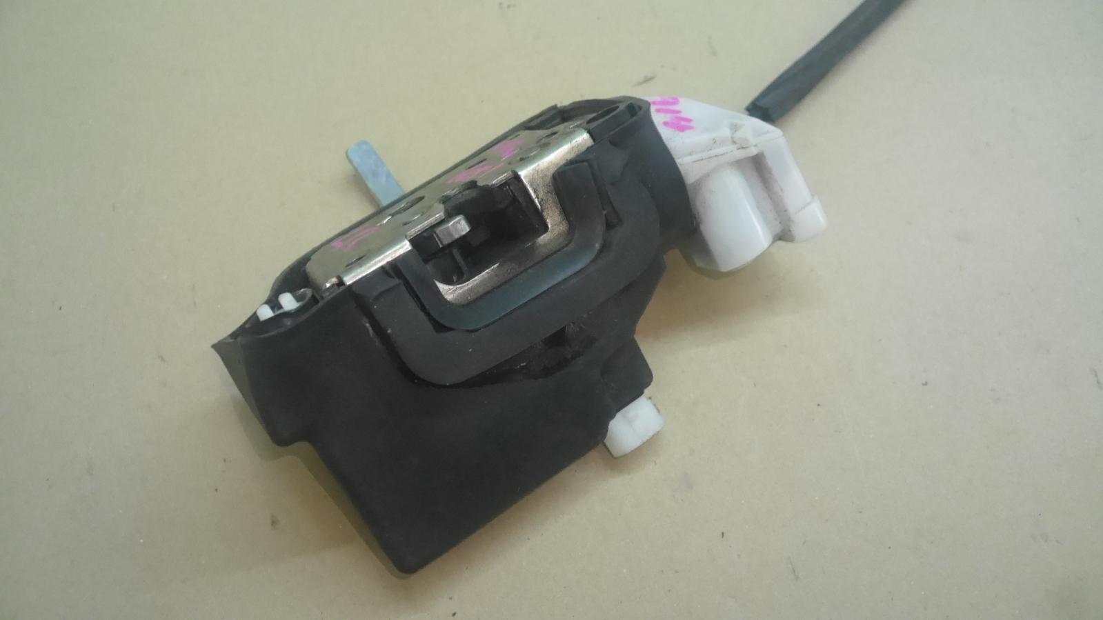 2005 Maserati Quattroporte Door/Boot/Gate Lock View Auto part Door/Boot/Gate Lock Maserati Quattroporte 2005