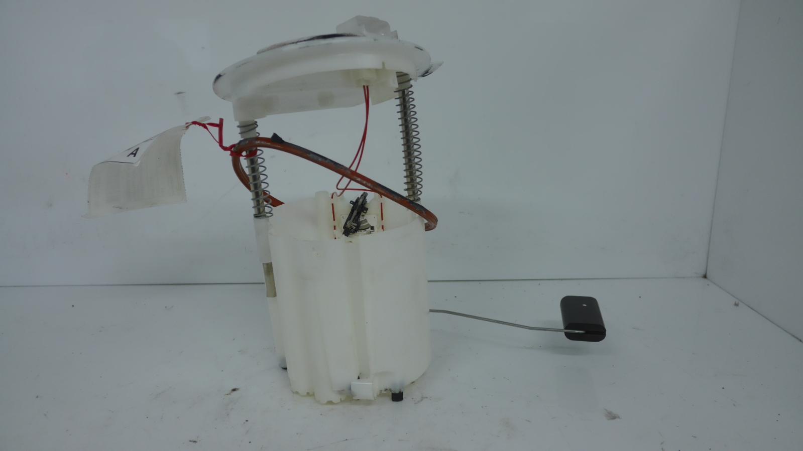 View Auto part Fuel Pump Maserati Ghibli  2015