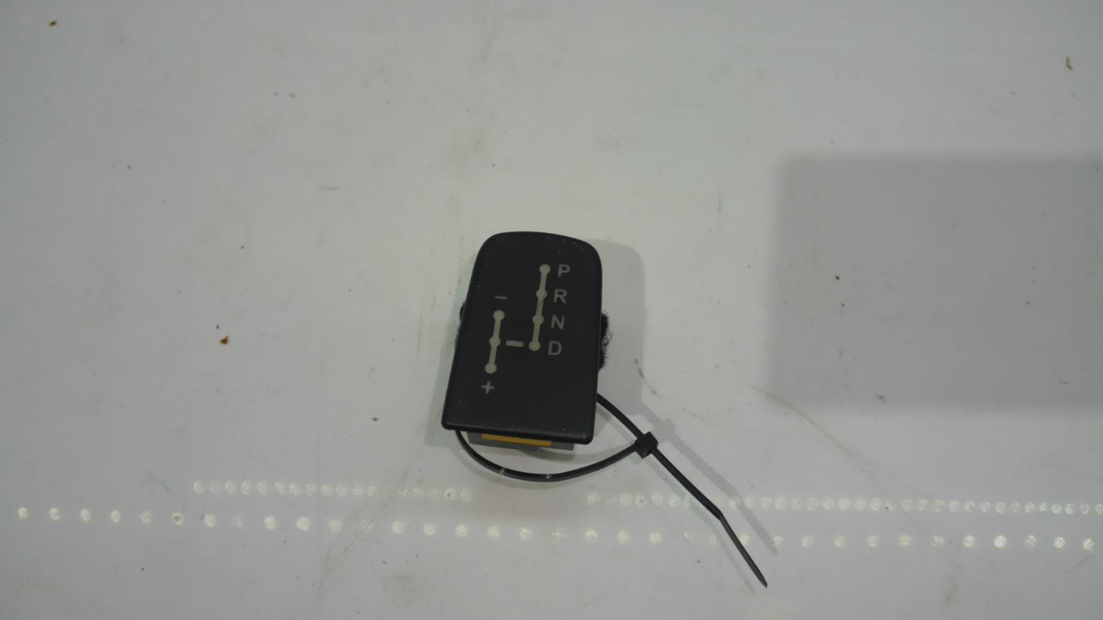 View Auto part Misc Switch/Relay Maserati Granturismo 2008