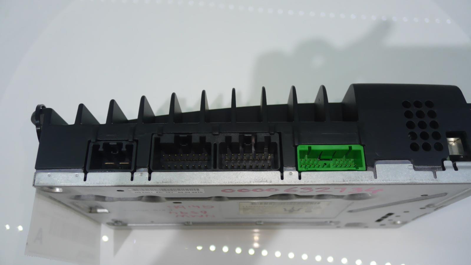 View Auto part Radio/Cd/Dvd/Sat/Tv Maserati Ghibli  2015