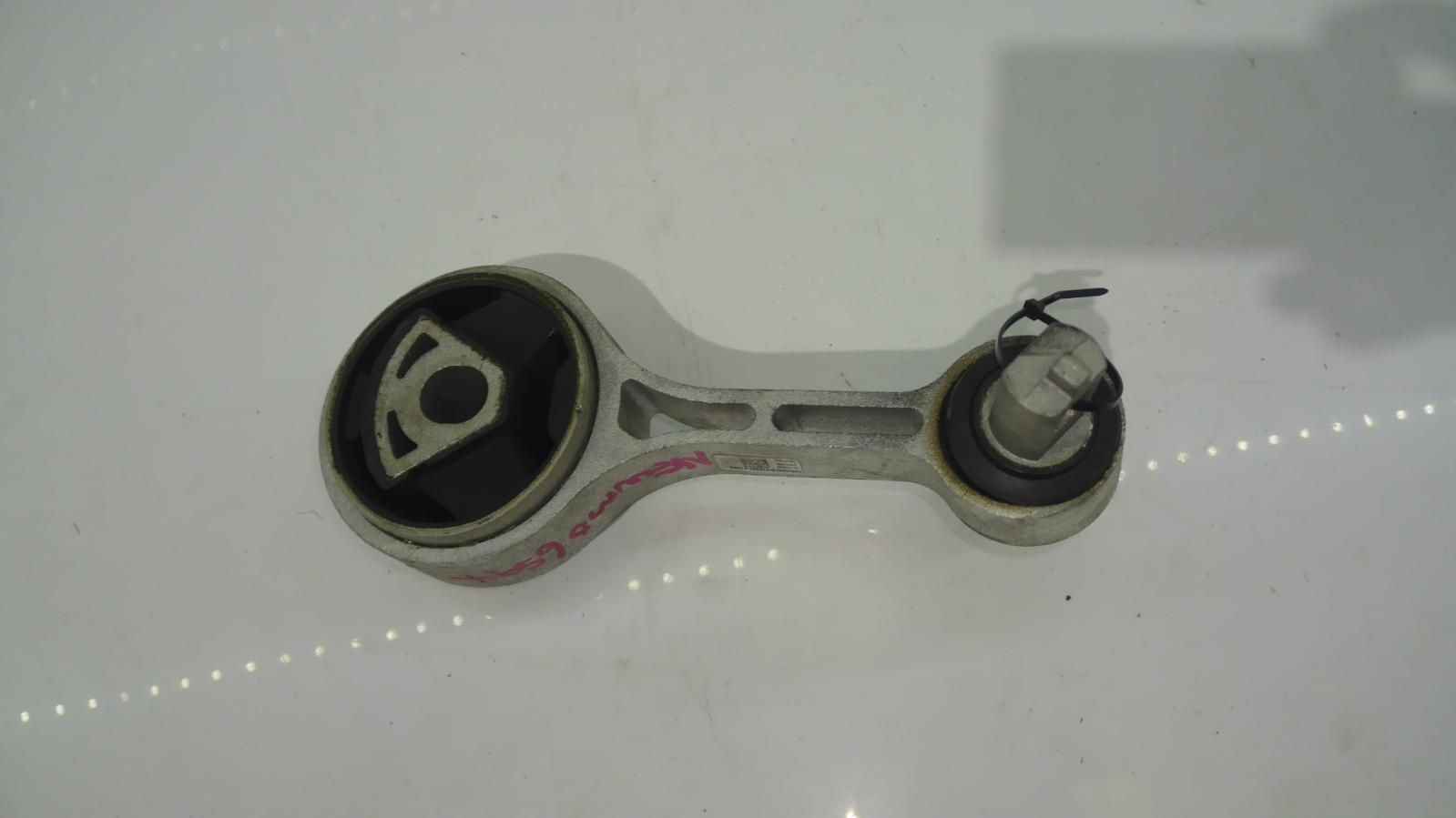 2015 Maserati Ghibli Mount View Auto part Mount Maserati Ghibli 2015