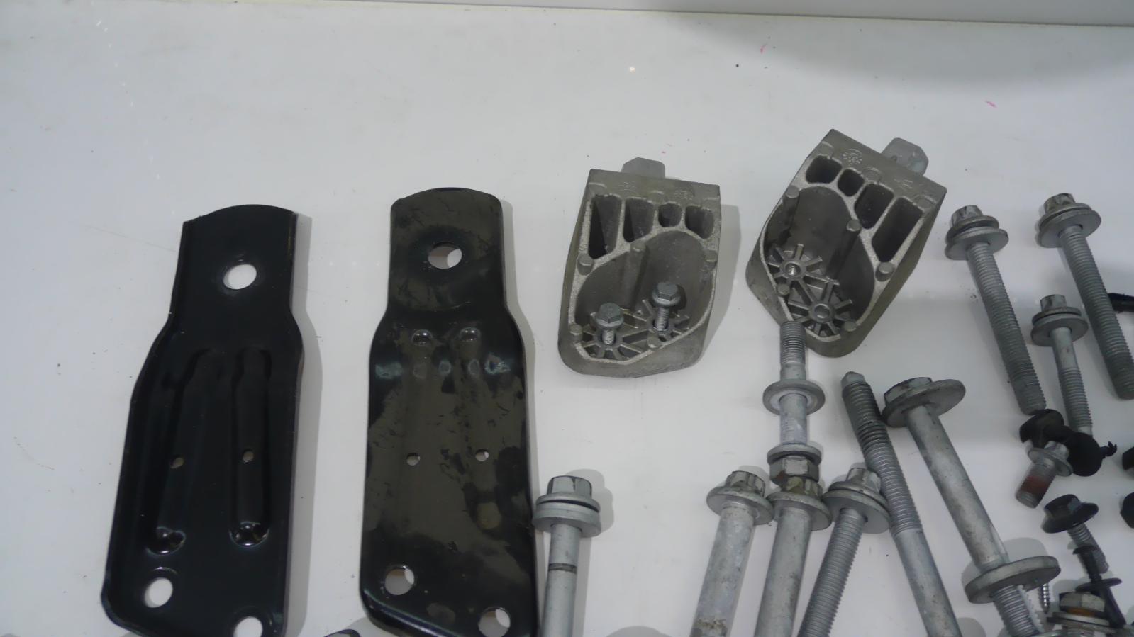 View Auto part Misc Maserati Ghibli  2015