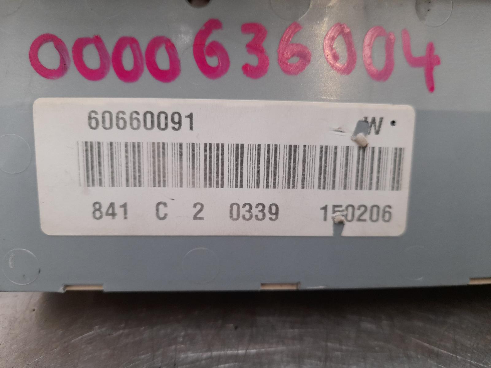 View Auto part Fuse Box Maserati Quattroporte 2006