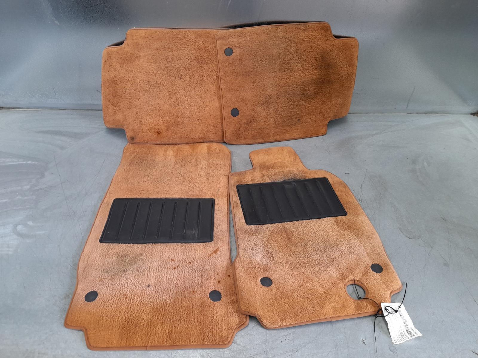 2006 Maserati Quattroporte Floor Mats View Auto part Floor Mats Maserati Quattroporte 2006