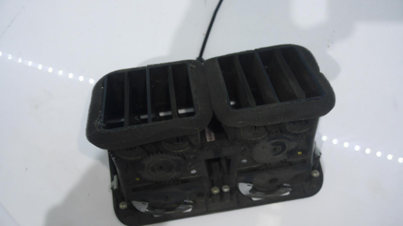 View Auto part Misc Maserati Quattroporte 2006