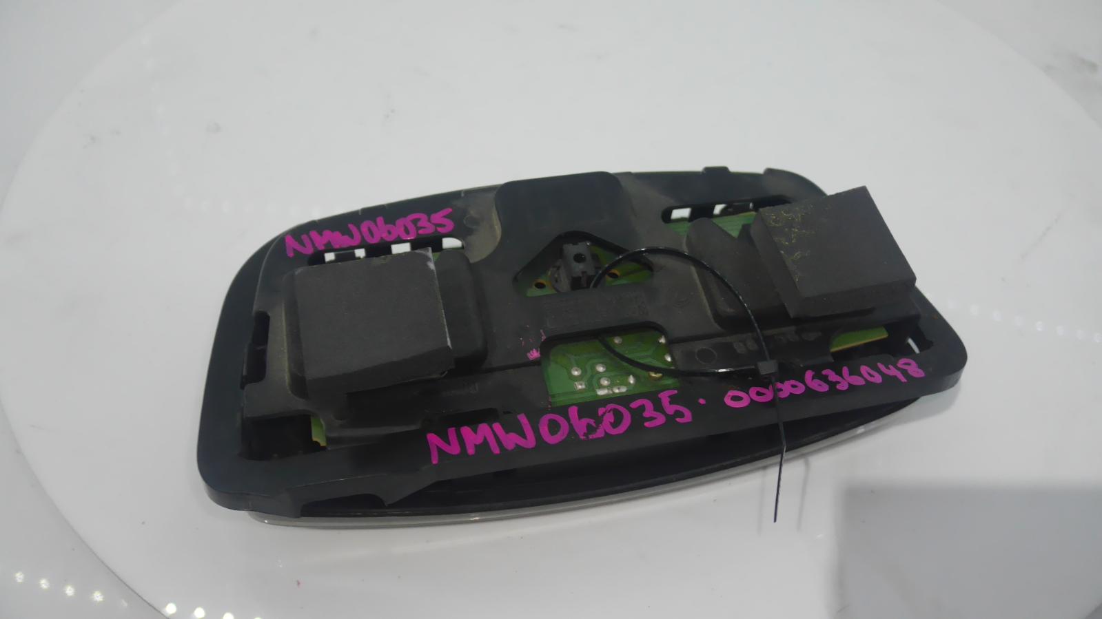 2006 Maserati Quattroporte Courtesy Light View Auto part Courtesy Light Maserati Quattroporte 2006