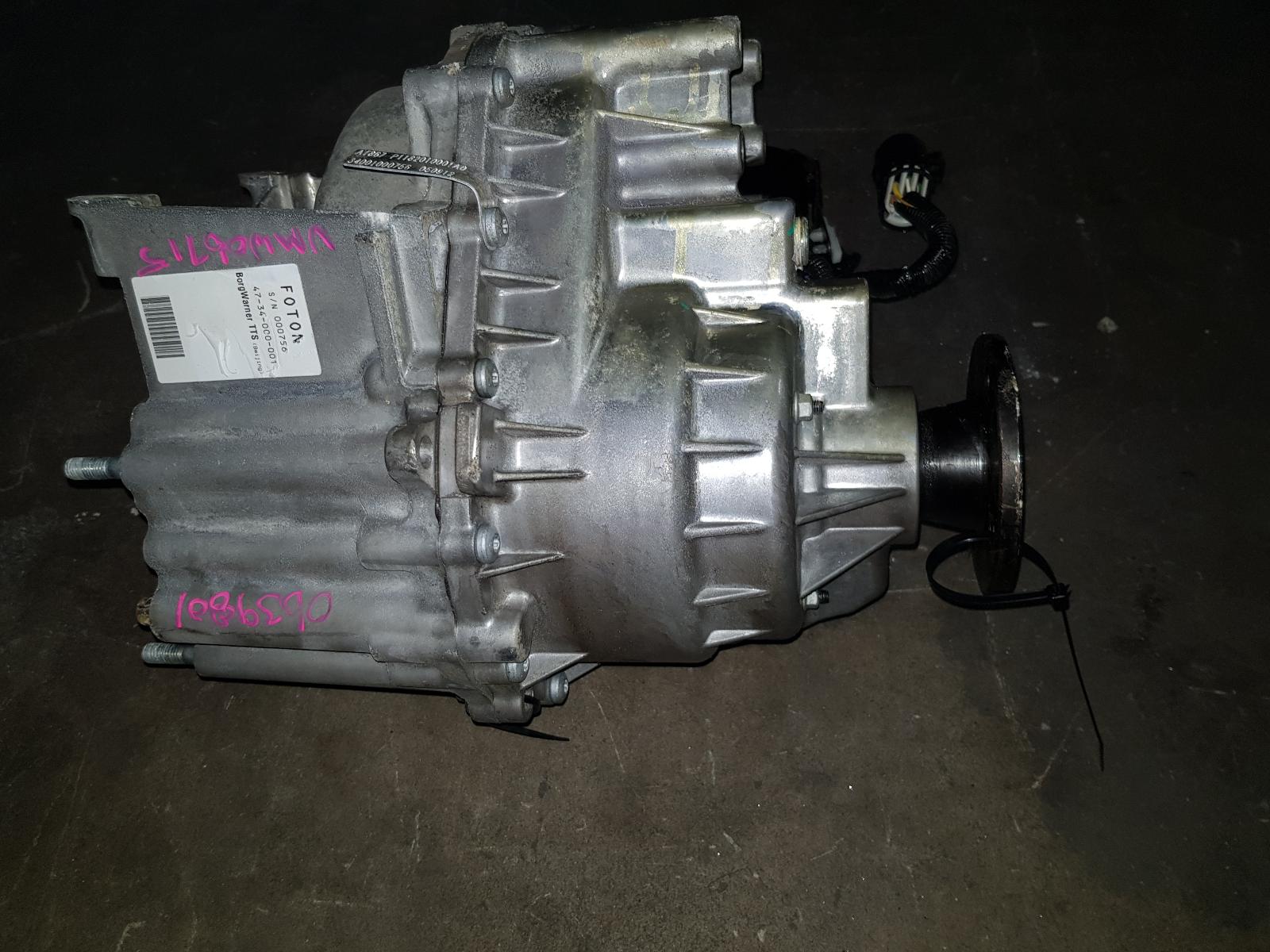 View Auto part Transfer Case Foton Tunland 2012