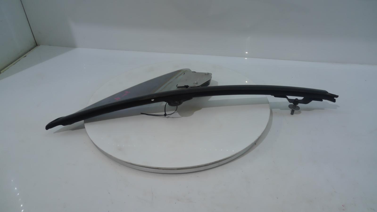 View Auto part Right Front 1/4 Door Glass Bentley Continental 2007