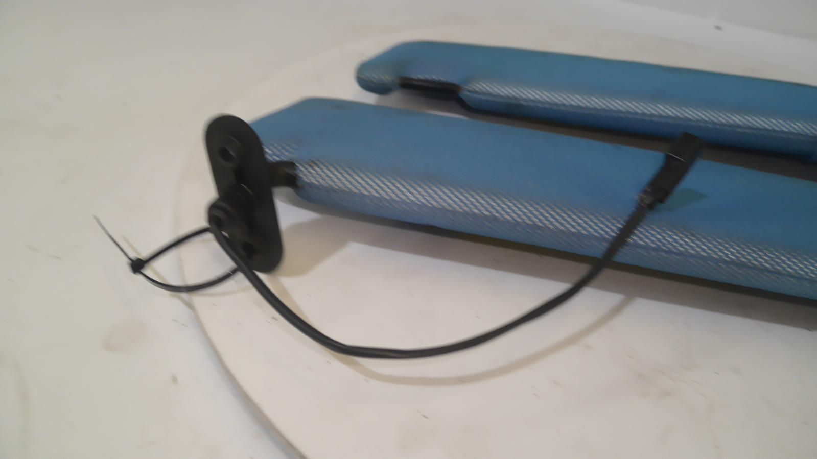 View Auto part Sunvisor Maserati 4200gt 2004
