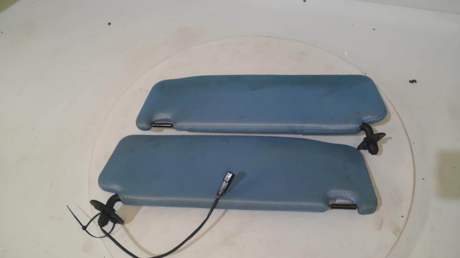 View Auto part Sunvisor Maserati 4200gt 2004