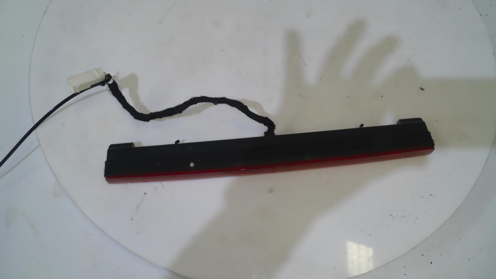 View Auto part High Level Stoplight Maserati 4200gt 2004