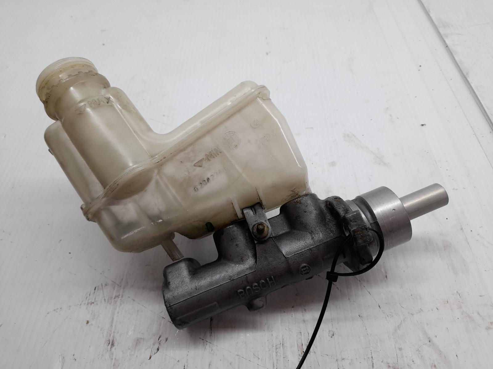 View Auto part Master Cylinder Maserati 4200gt 2006