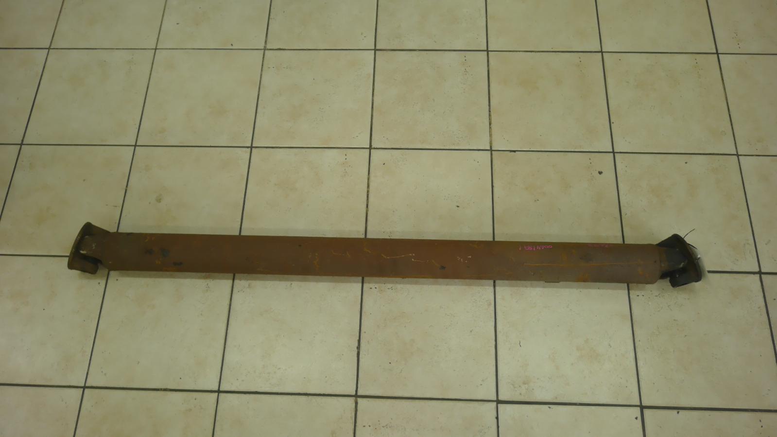 1979 Rolls-royce Silver Shadow/silver Wraith Ii Rear Drive Shaft View Auto part Rear Drive Shaft Rolls-royce Silver Shadow/silver Wraith Ii 1979