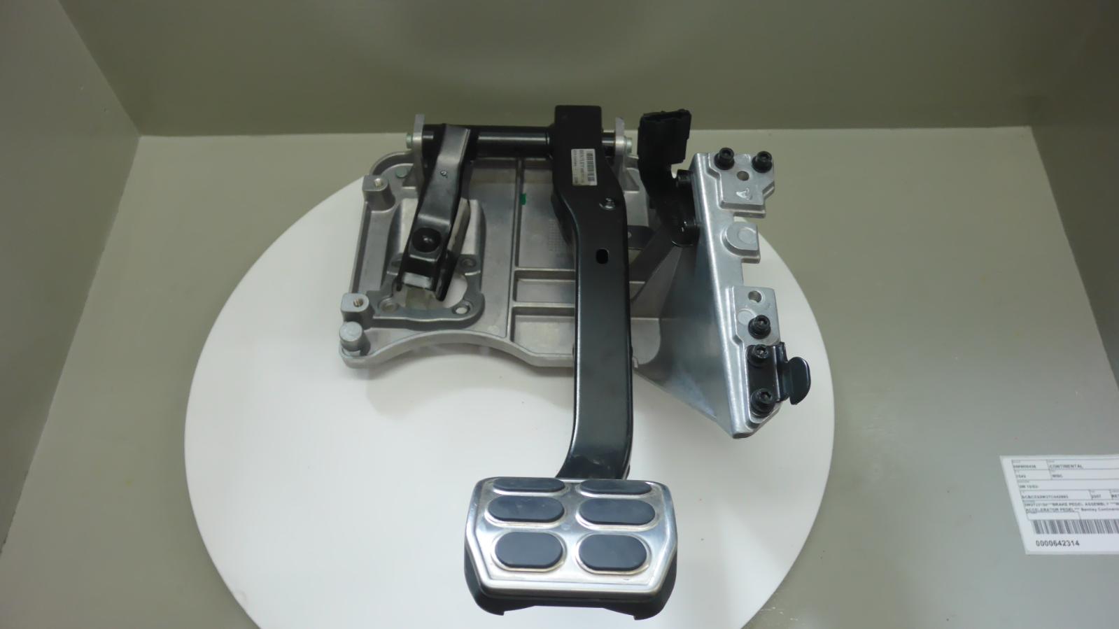 2007 Bentley Continental Pedal Assembly View Auto part Pedal Assembly Bentley Continental 2007