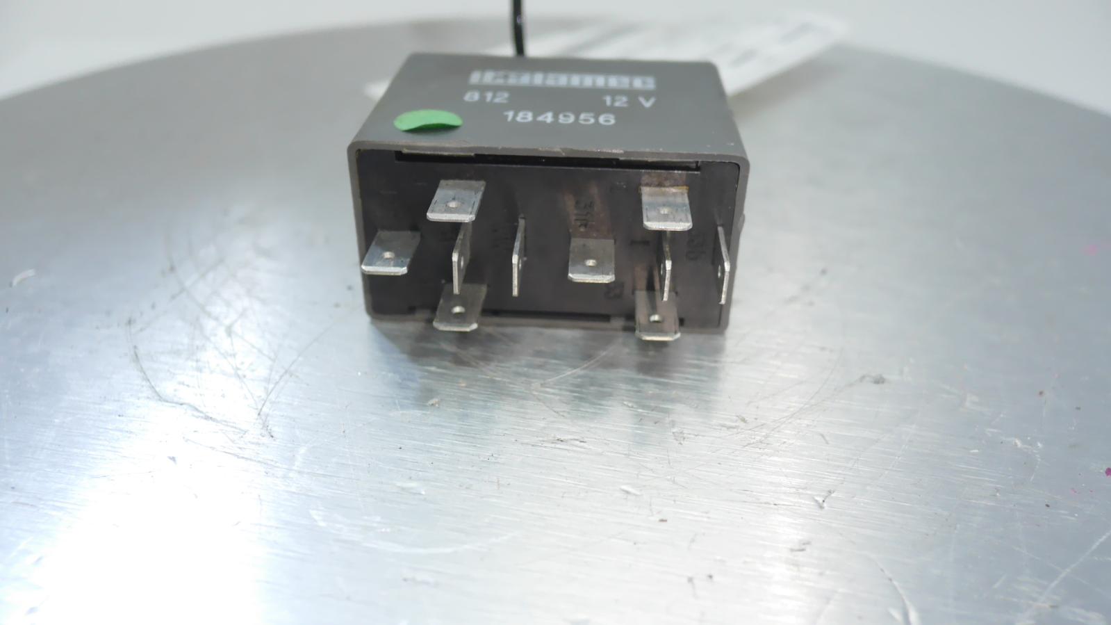 View Auto part Misc Switch/Relay Maserati 4200gt 2004