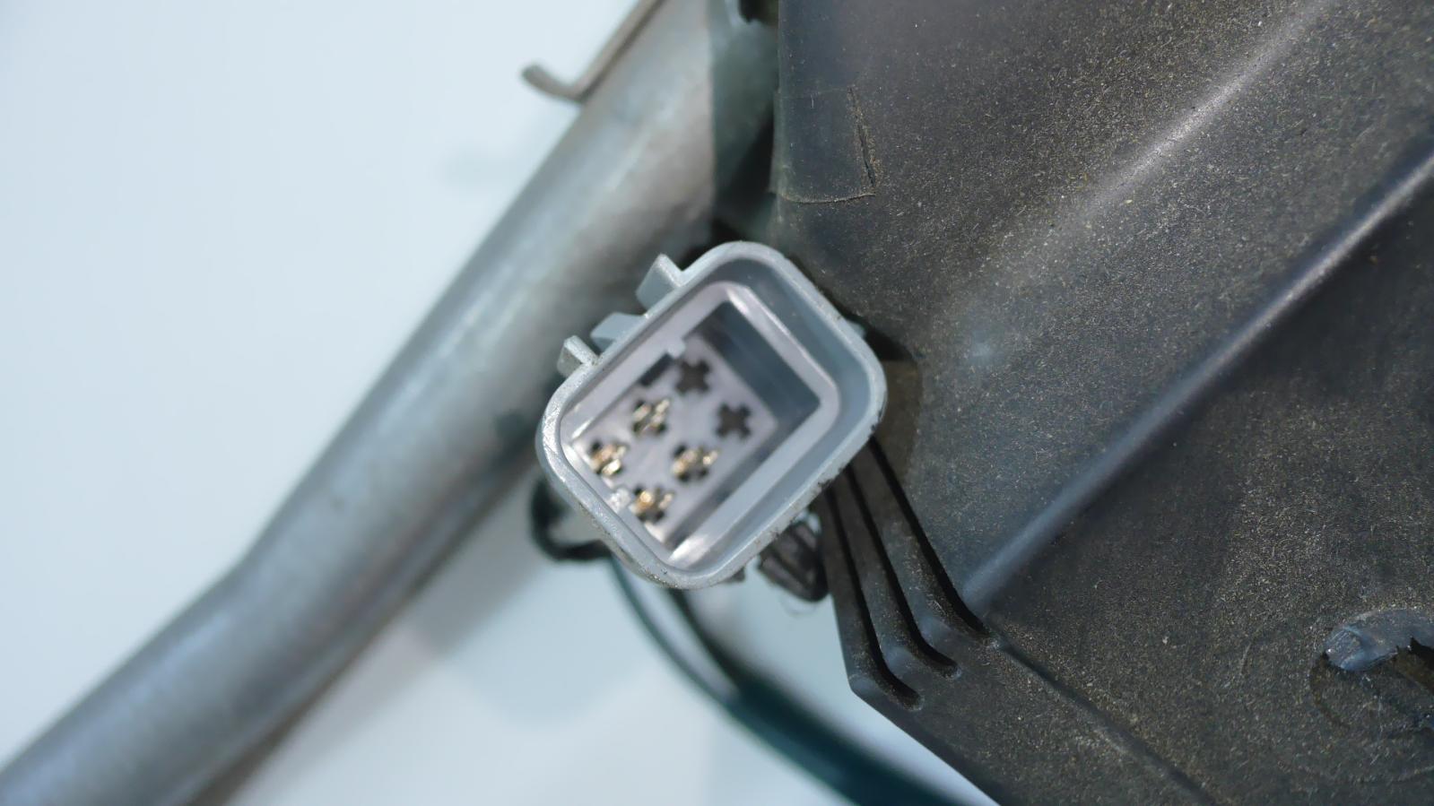 View Auto part Wiper Motor Maserati 4200gt 2004
