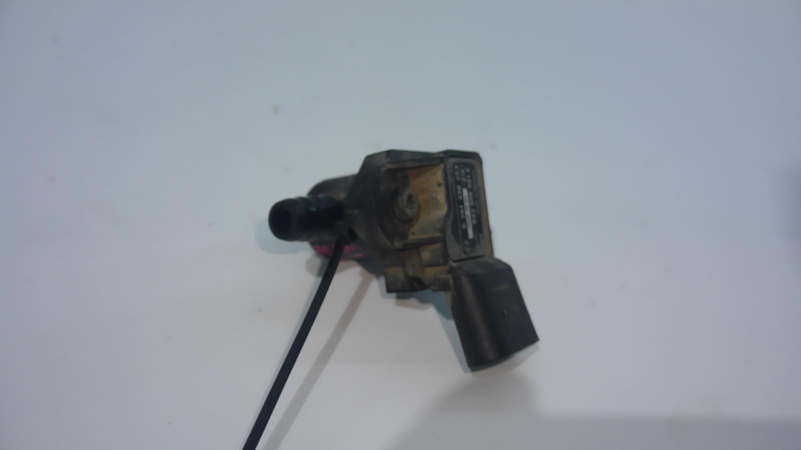 2007 Bentley Continental Misc Switch/Relay View Auto part Misc Switch/Relay Bentley Continental 2007