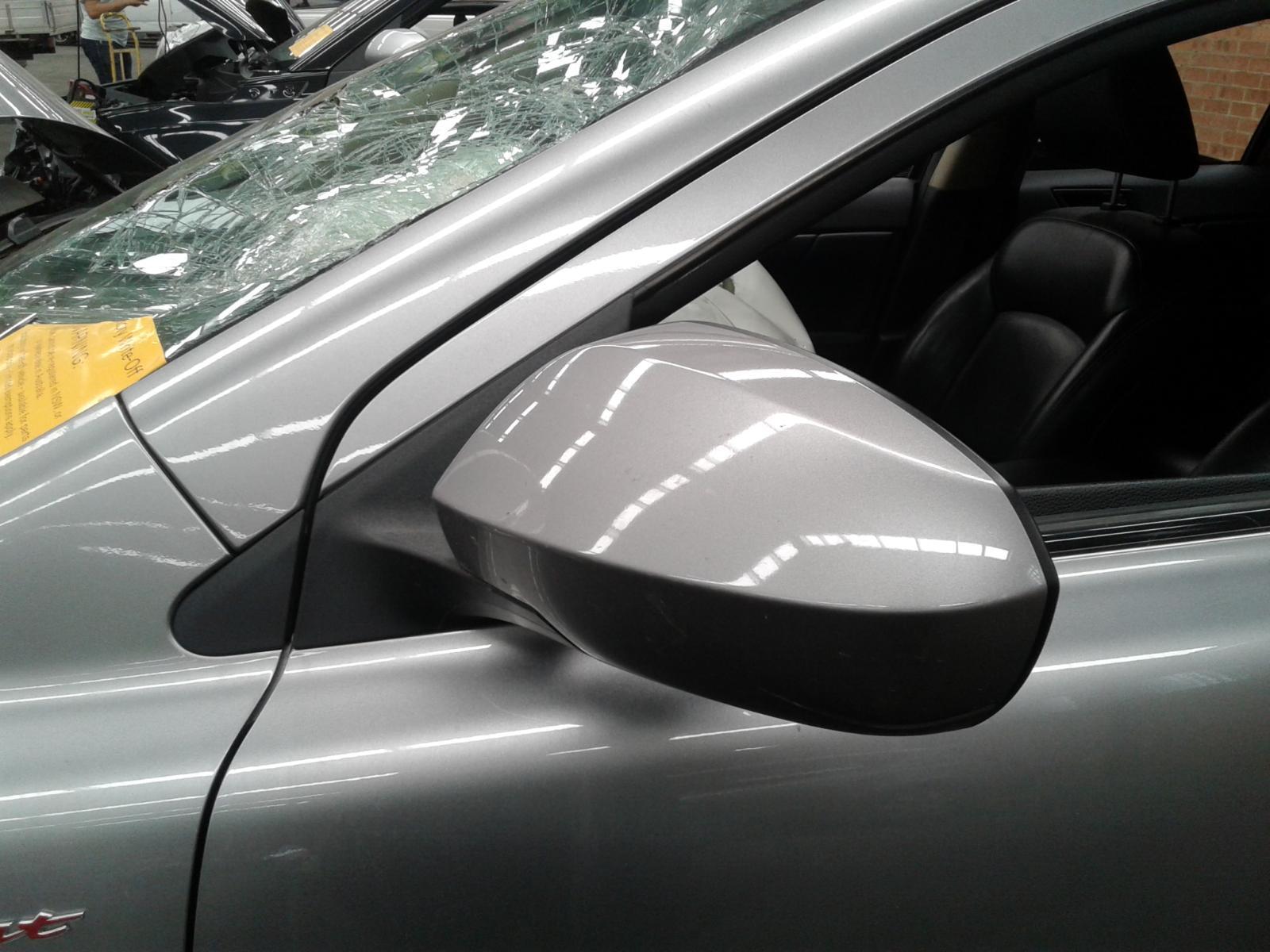 View Auto part Left Door Mirror Suzuki Kizashi 2012