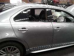 View Auto part Right Rear Door Sliding Suzuki Kizashi 2012