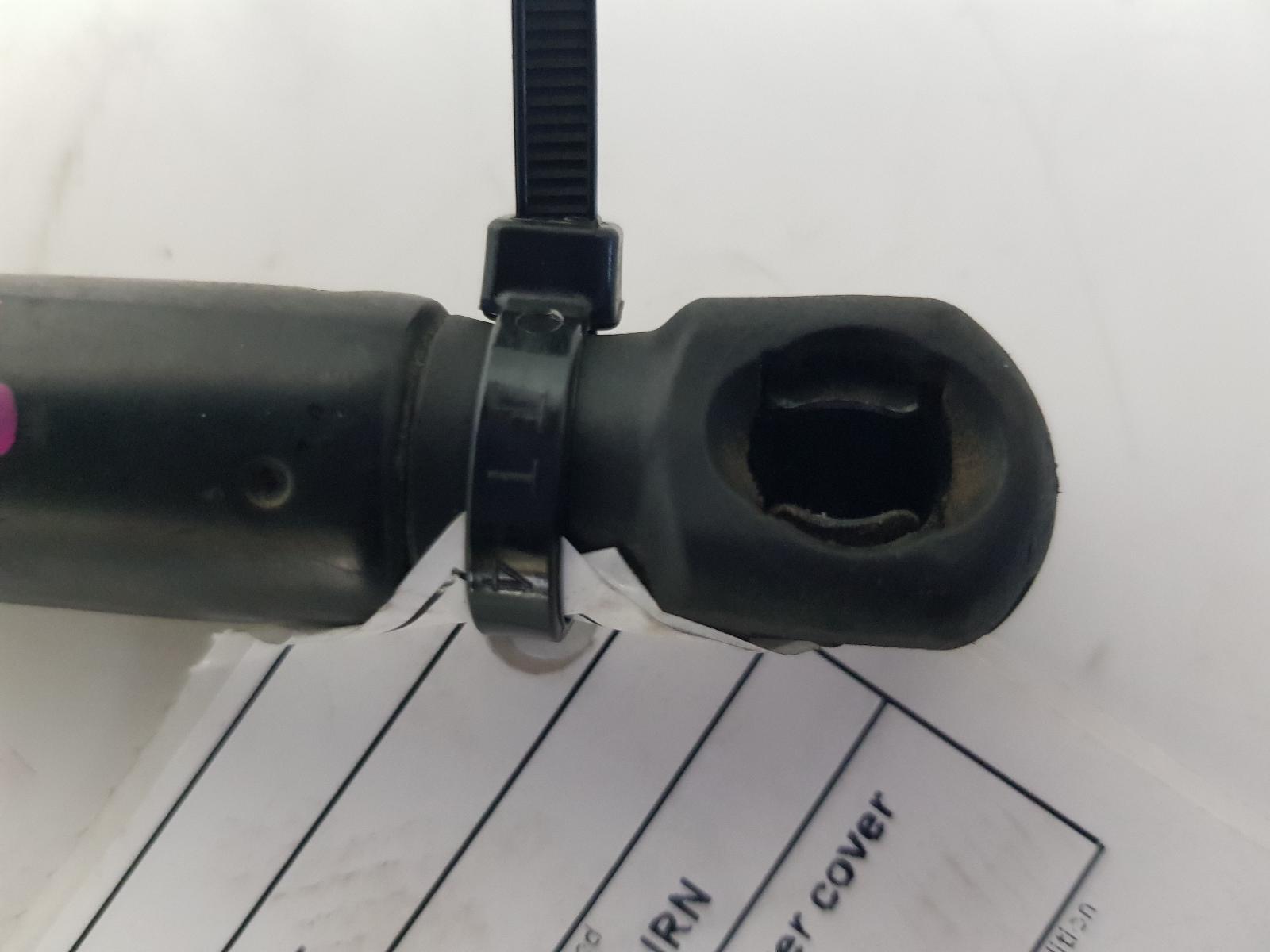 2008 Maserati Granturismo Bonnet Hinge/Strut View Auto part Bonnet Hinge/Strut Maserati Granturismo 2008
