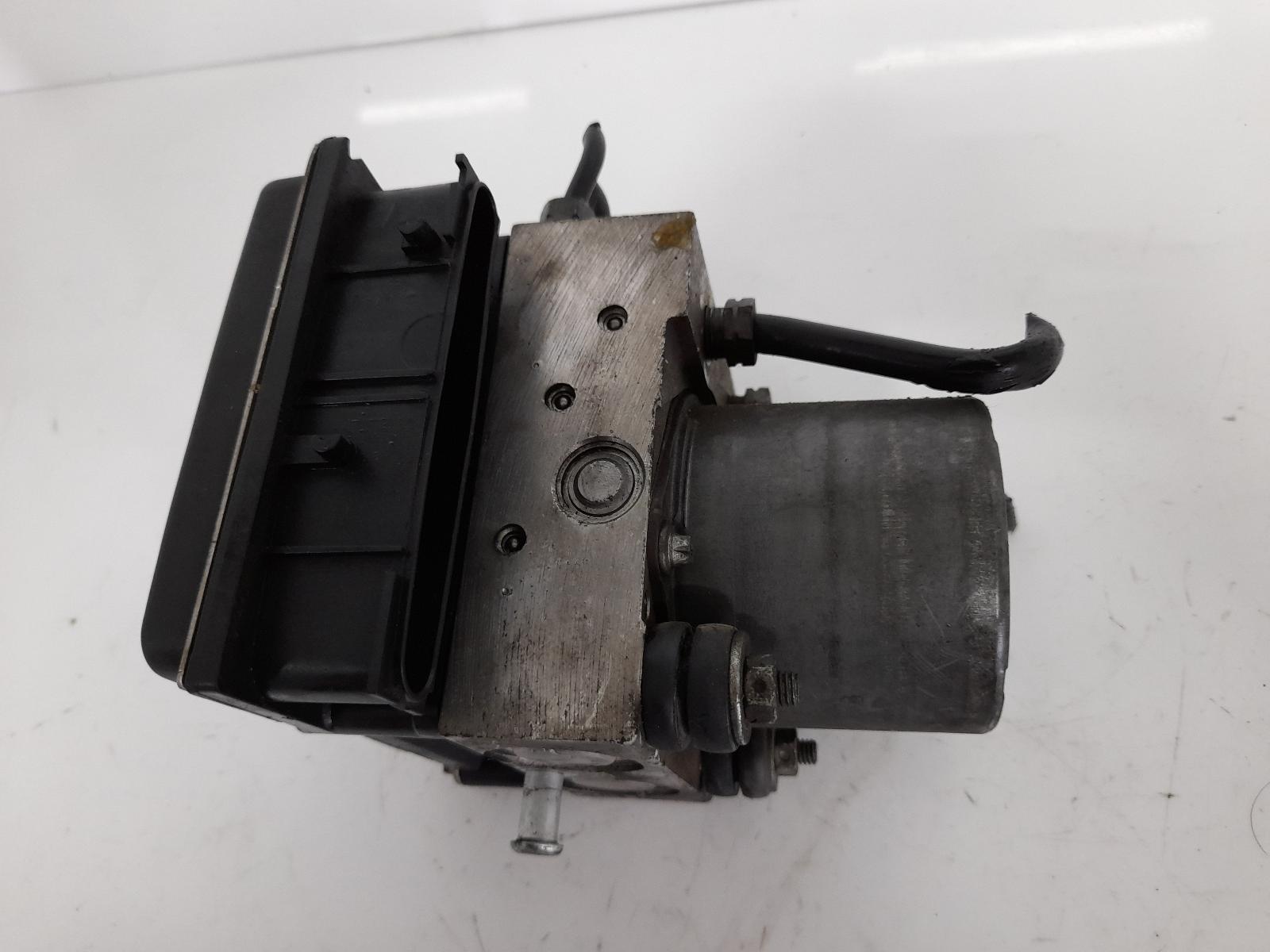 2008 Maserati Granturismo Abs Pump/Modulator View Auto part Abs Pump/Modulator Maserati Granturismo 2008