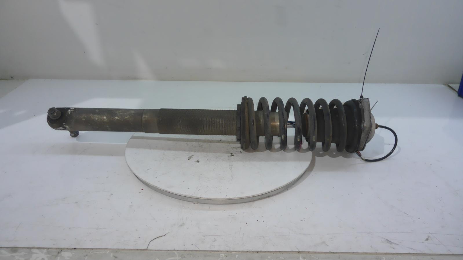 View Auto part Right Front Strut Maserati Granturismo 2008