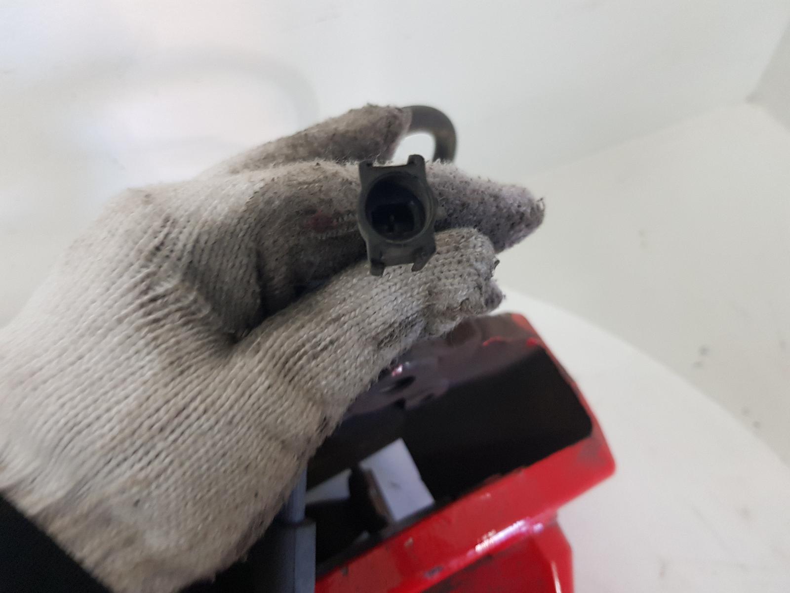 View Auto part Caliper Maserati Granturismo 2008