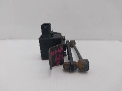 View Auto part Misc Switch/Relay Maserati 4200gt 2006