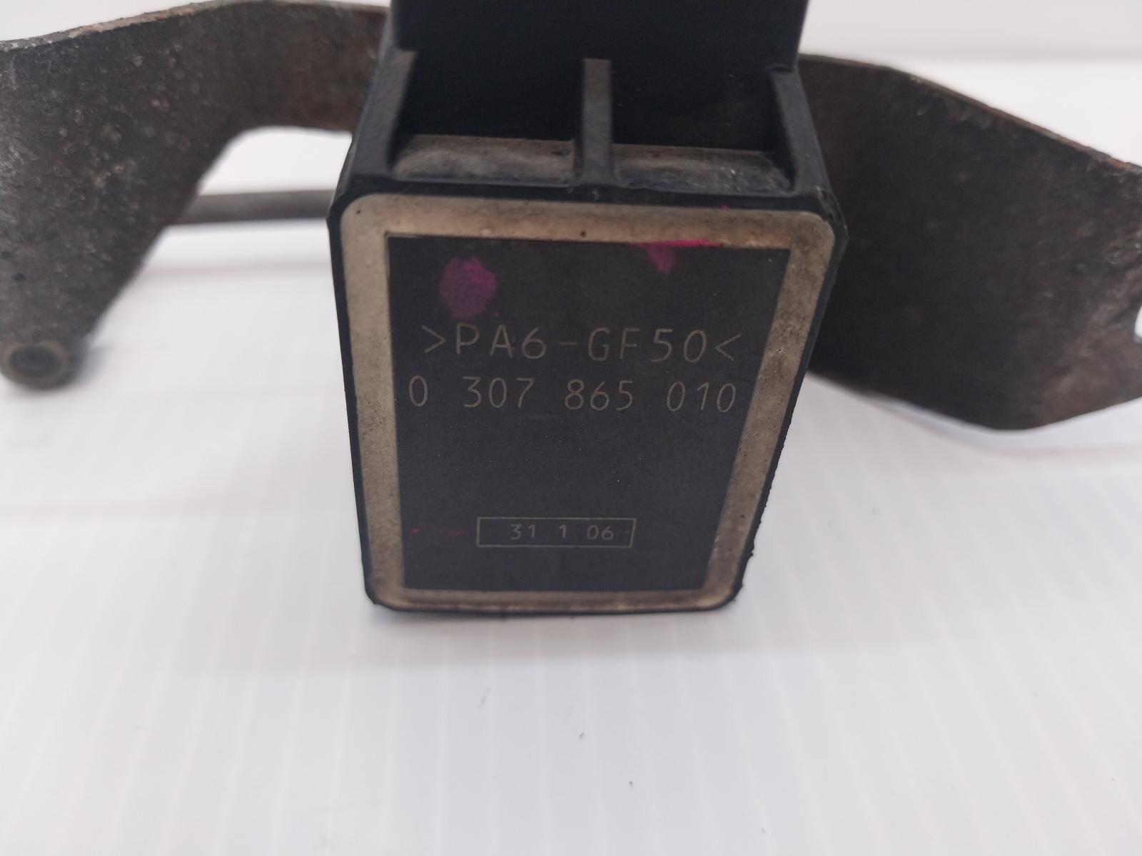 View Auto part Misc Switch/Relay Maserati 4200gt 2006