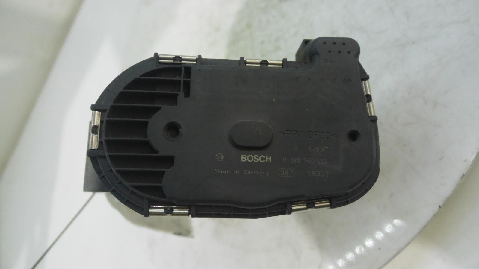 View Auto part Throttle Body Maserati Quattroporte 2005