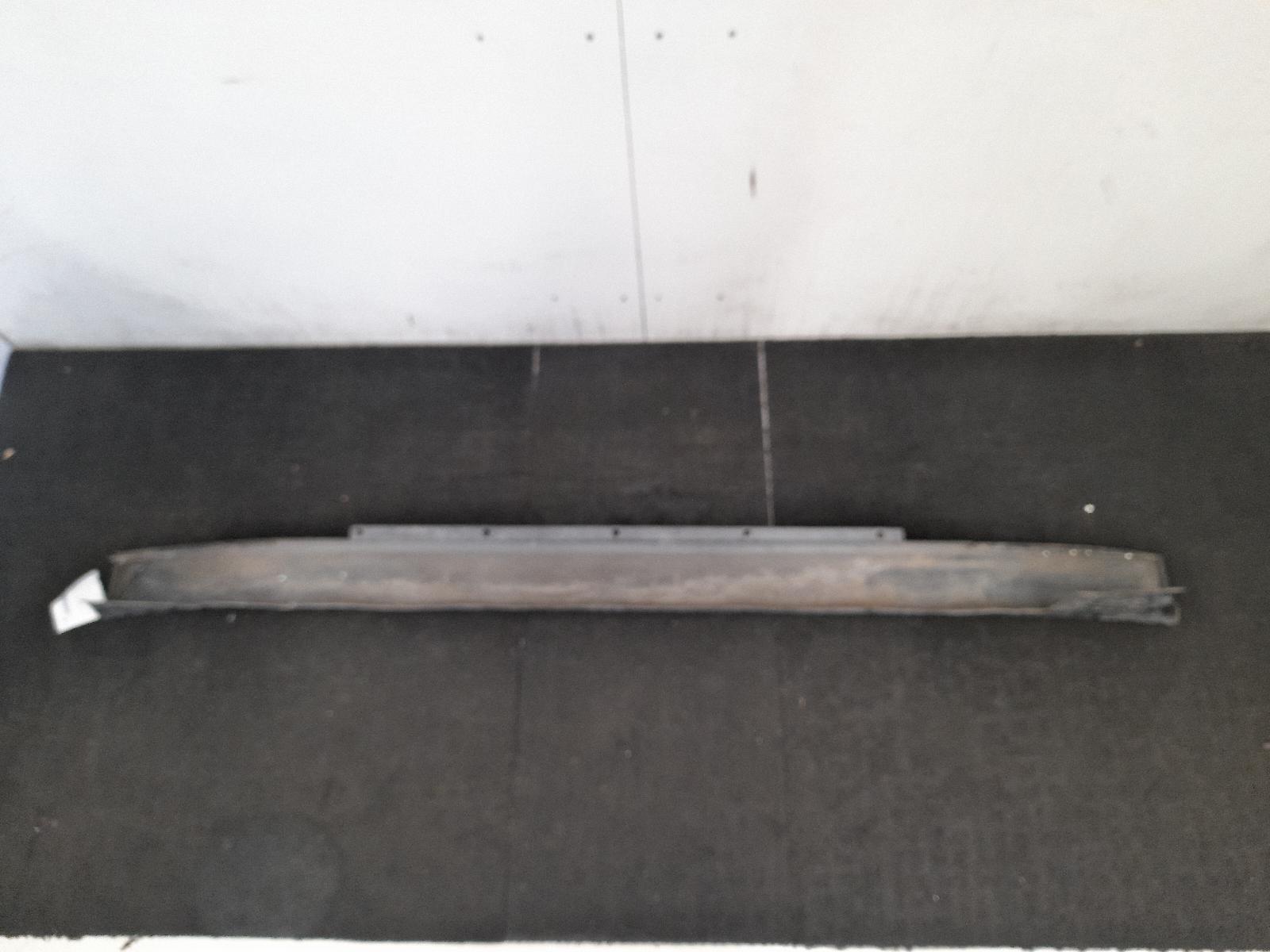 View Auto part Side Step/Skirt Maserati 4200gt 2003