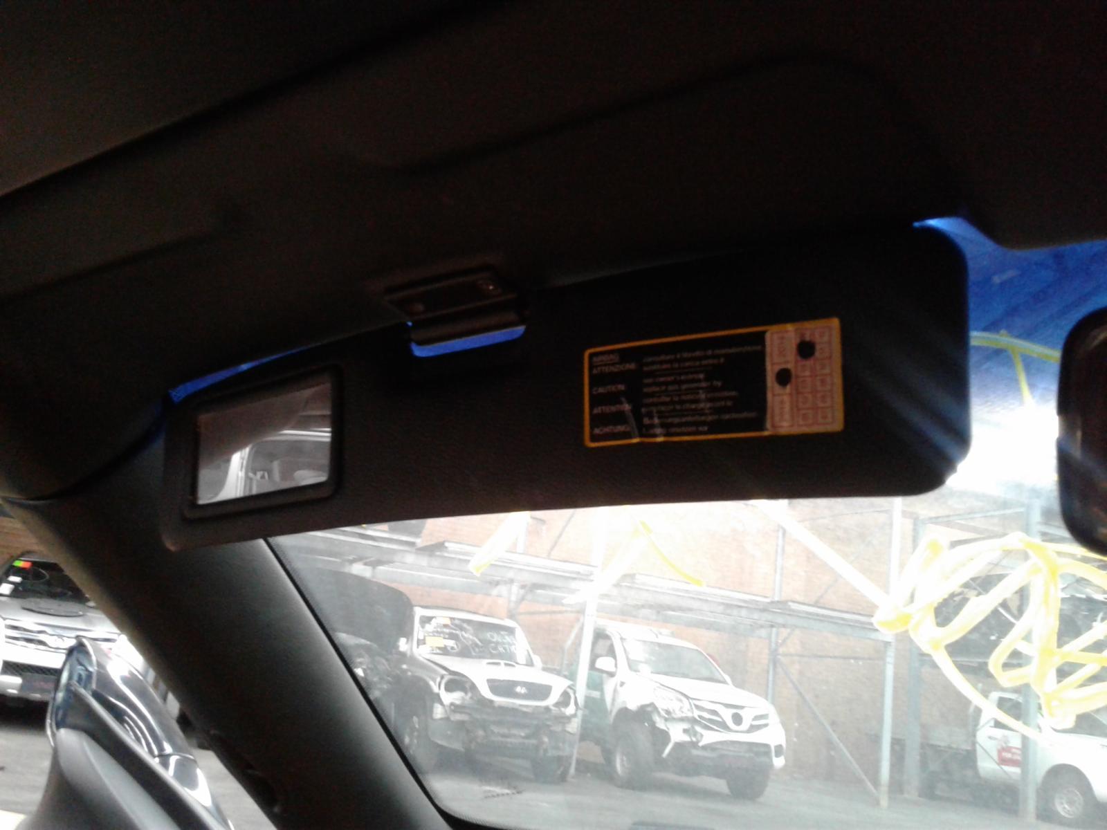 View Auto part Sunvisor Maserati 4200gt 2003