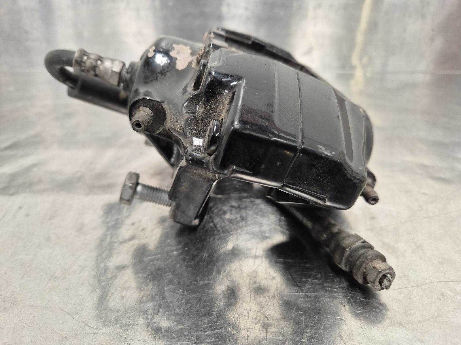 2004 Maserati Quattroporte Caliper View Auto part Caliper Maserati Quattroporte 2004