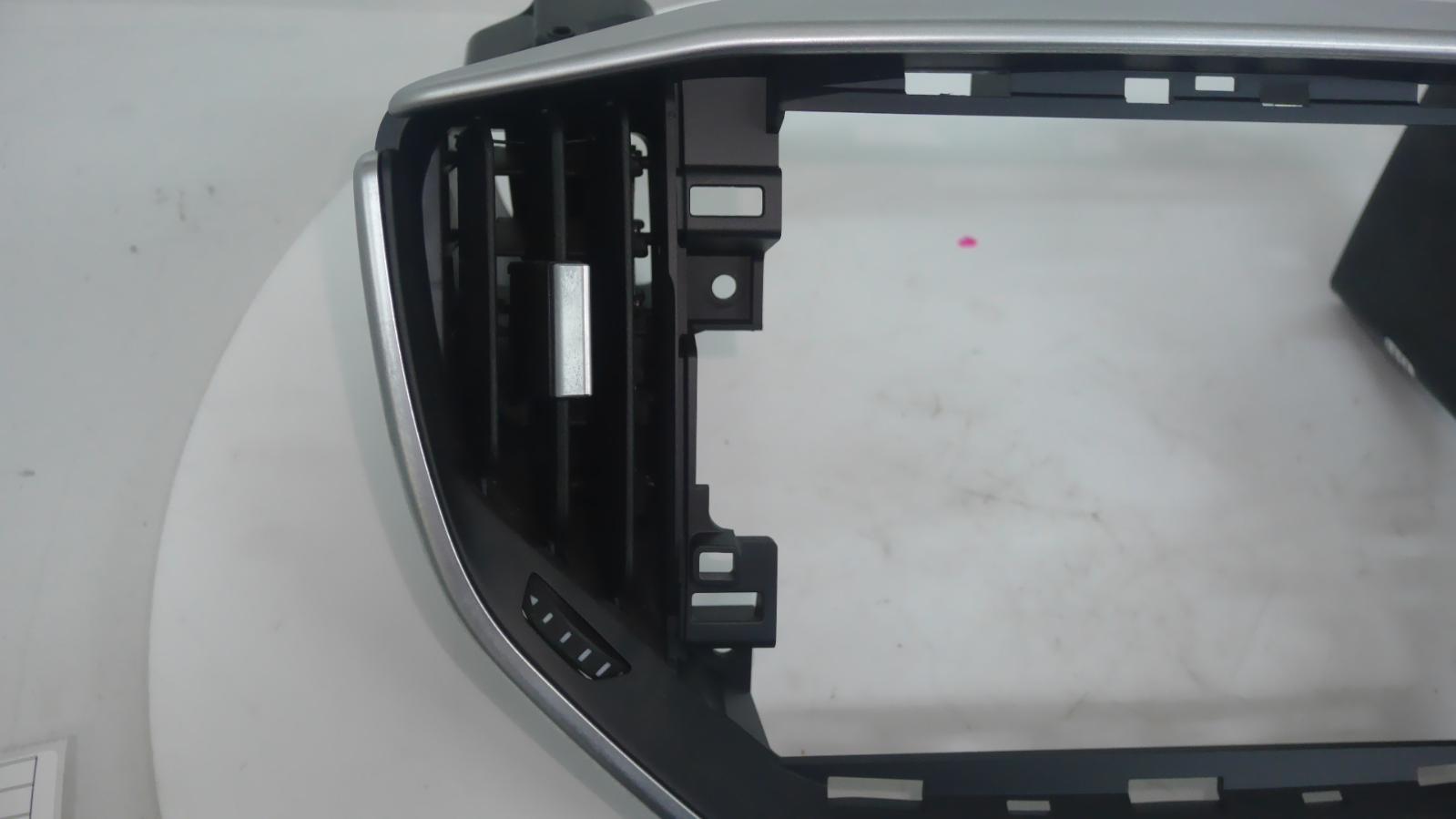 View Auto part Misc Maserati Ghibli  2015