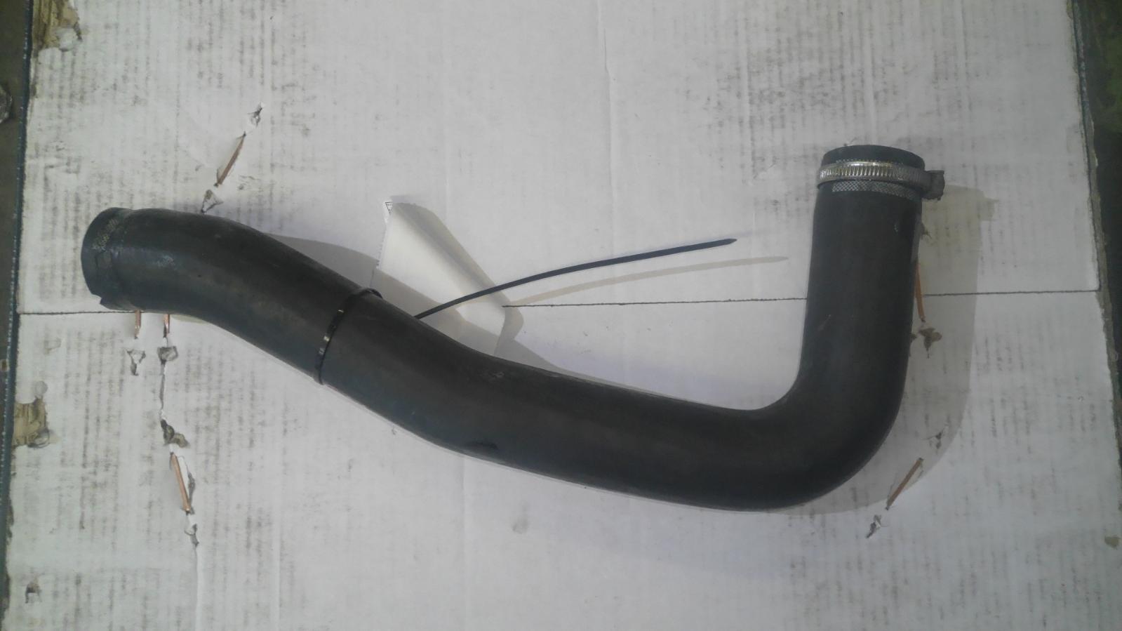 2004 Maserati Quattroporte Water Pipes/Outlets View Auto part Water Pipes/Outlets Maserati Quattroporte 2004