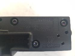 View Auto part Misc Switch/Relay Maserati Granturismo 2008