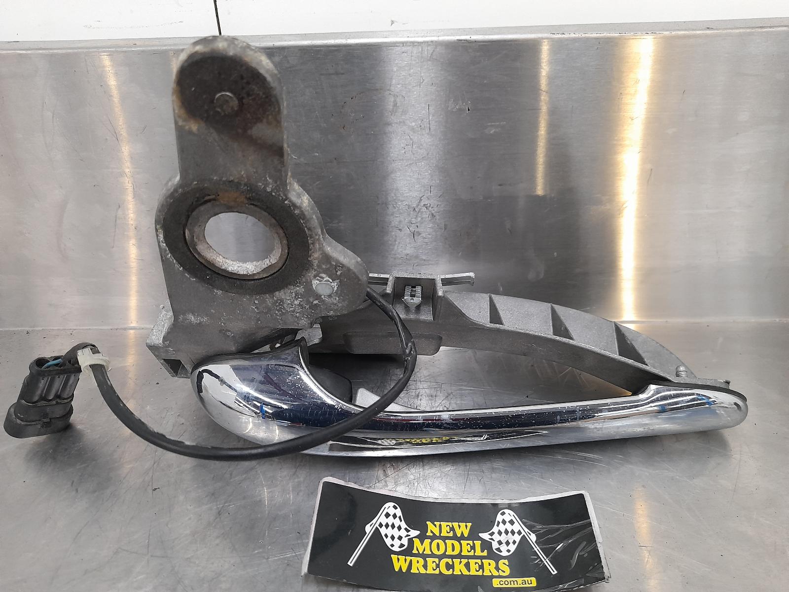 View Auto part Door Handle Maserati Quattroporte 2004