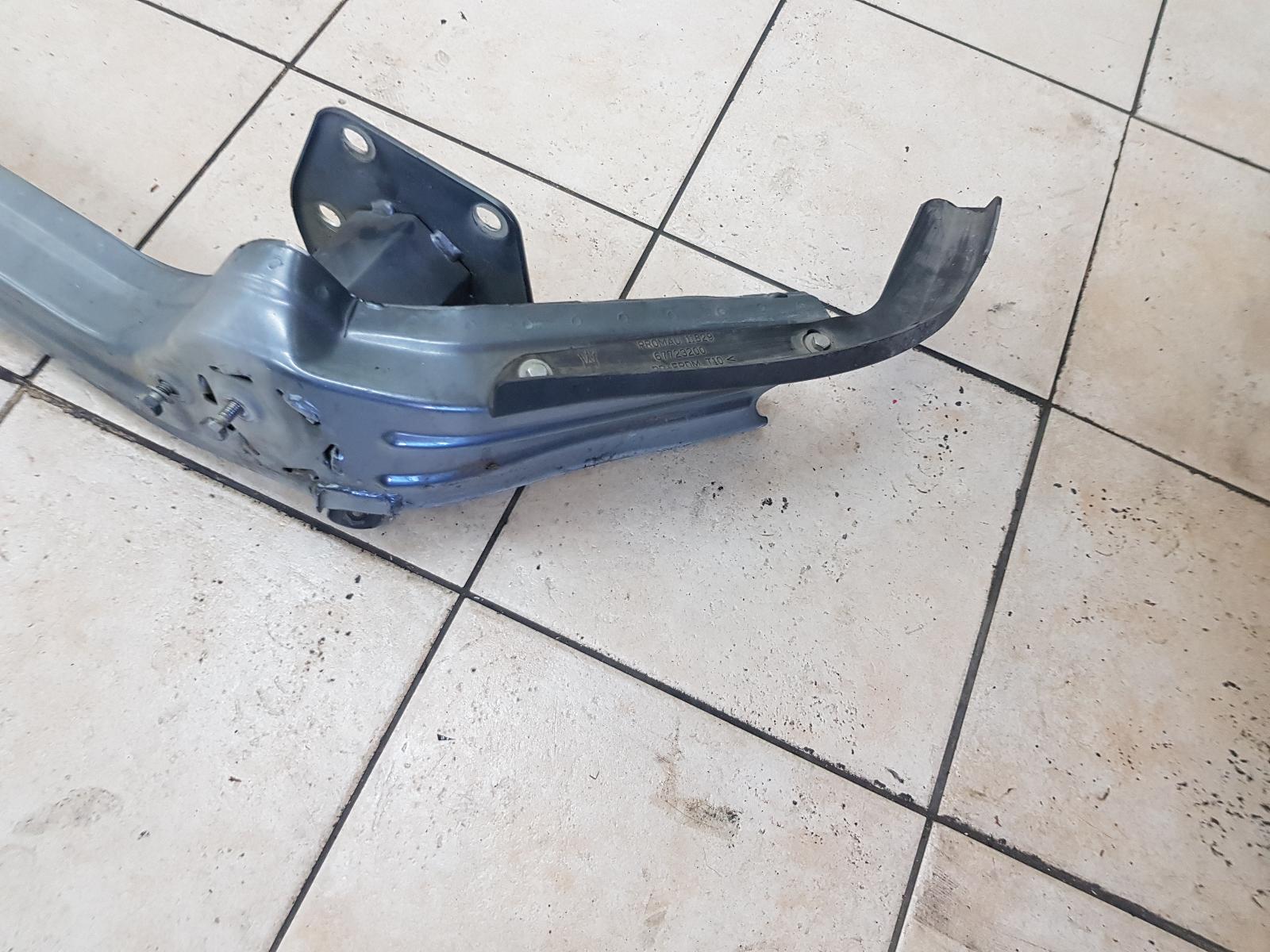 2004 Maserati Quattroporte R/Bar Bracket/Reinfo View Auto part R/Bar Bracket/Reinfo Maserati Quattroporte 2004