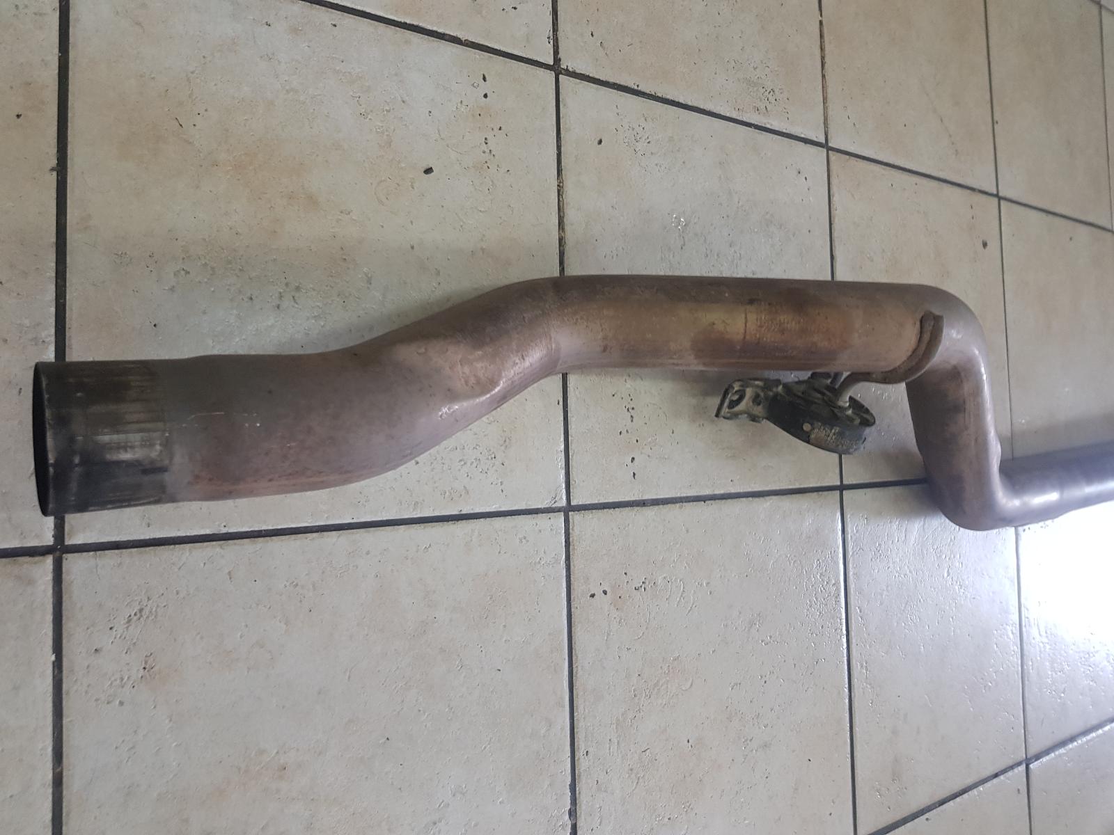 View Auto part Intermediate Pipe Maserati Quattroporte 2004