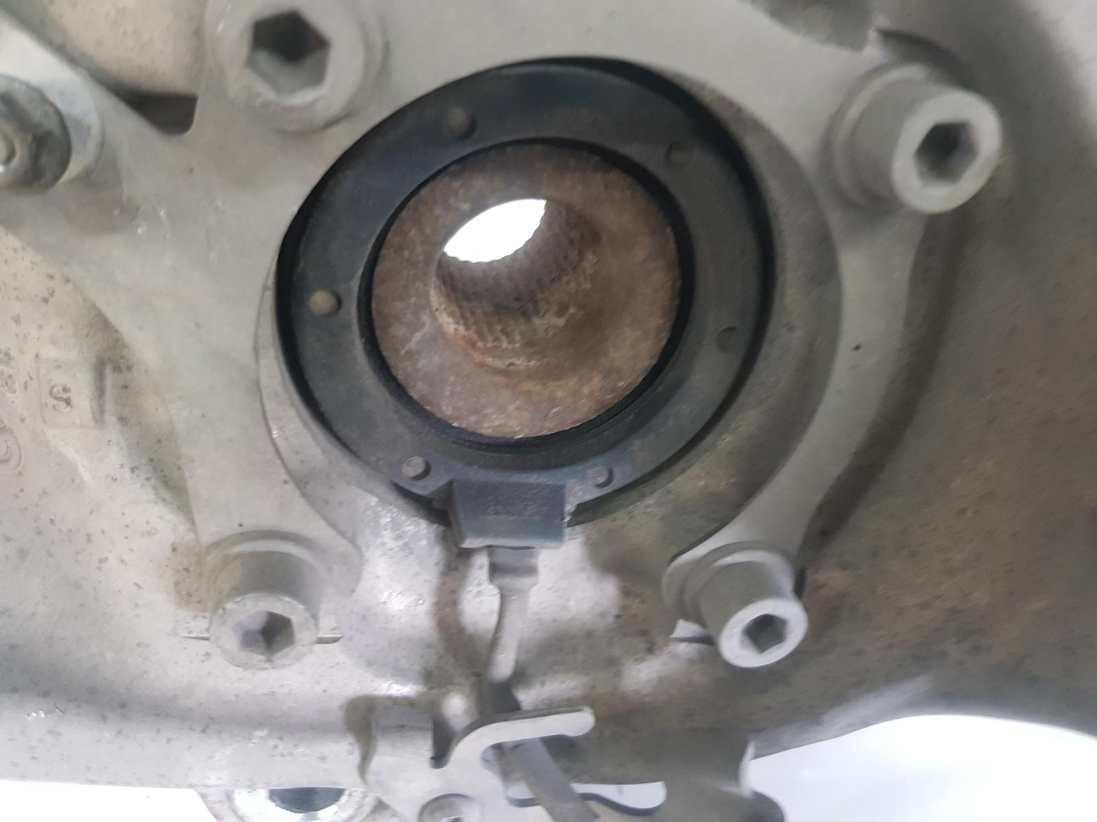 2004 Maserati Quattroporte Right Front Hub Assembly View Auto part Right Front Hub Assembly Maserati Quattroporte 2004