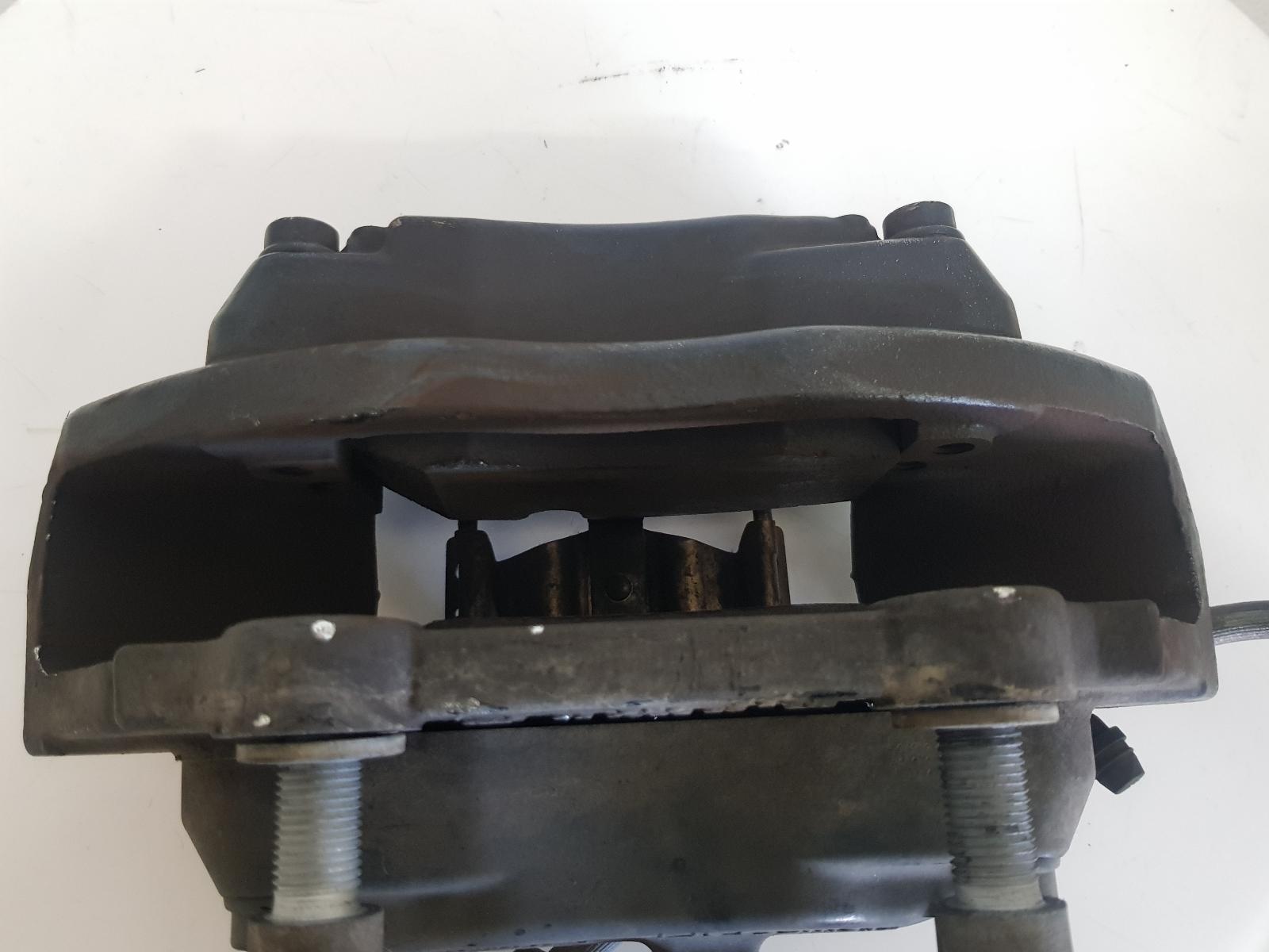 View Auto part Caliper Maserati Quattroporte 2004