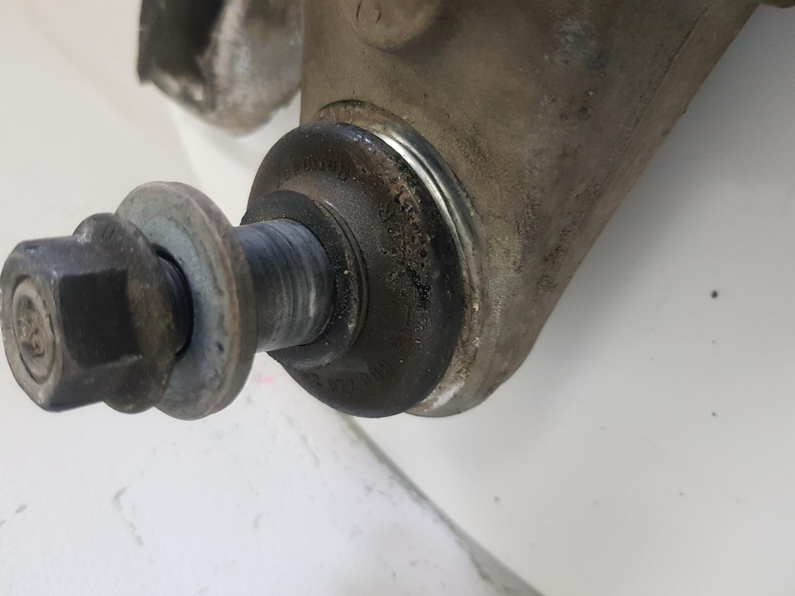 View Auto part Right Front Lower Control Arm Maserati Quattroporte 2004