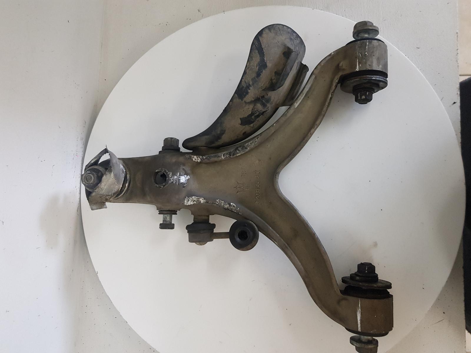 View Auto part Right Front Lower Control Arm Maserati Quattroporte 2004