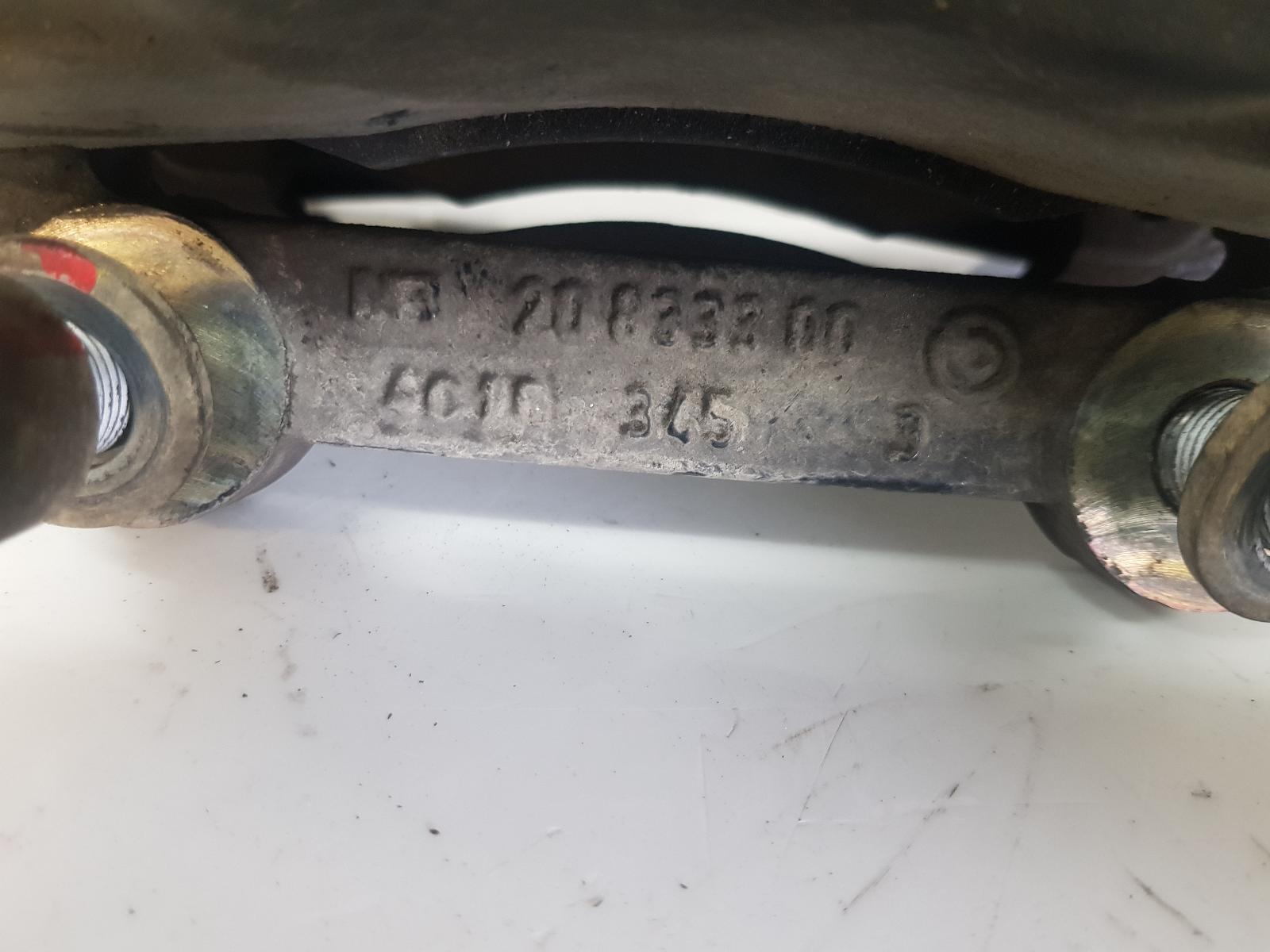 View Auto part Caliper Maserati Quattroporte 2004