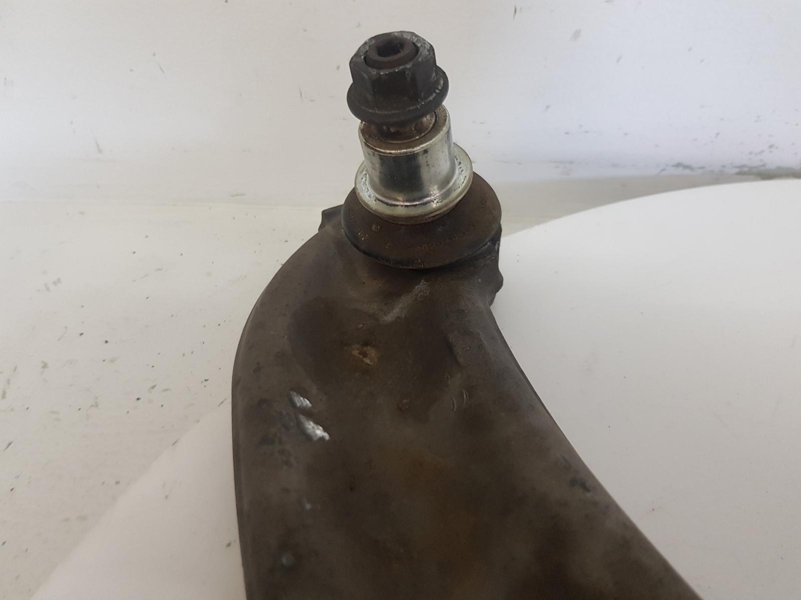 View Auto part Right Rear Trailing Arm Maserati Quattroporte 2004