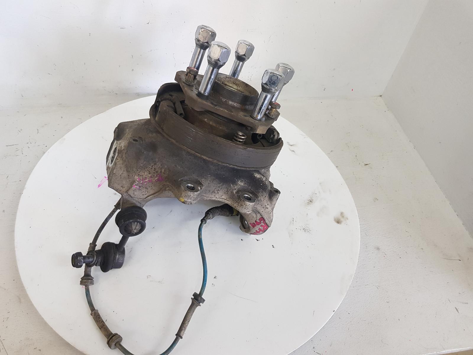 View Auto part Right Rear Hub Assembly Maserati Quattroporte 2004
